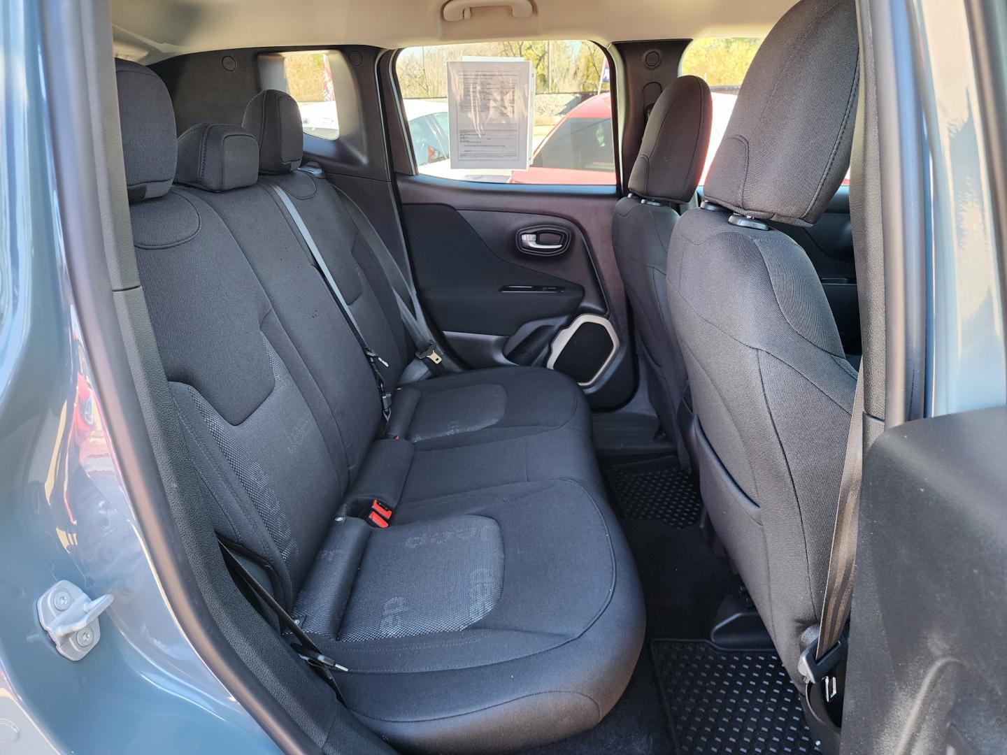 2017 GRAY Jeep Renegade LATITUDE (ZACCJBBB1HP) , AUTO transmission, located at 2660 S.Garland Avenue, Garland, TX, 75041, (469) 298-3118, 32.885387, -96.656776 - Welcome to DallasAutos4Less, one of the Premier BUY HERE PAY HERE Dealers in the North Dallas Area. We specialize in financing to people with NO CREDIT or BAD CREDIT. We need proof of income, proof of residence, and a ID. Come buy your new car from us today!! This is a Very clean 2017 JEEP RENEGA - Photo#20